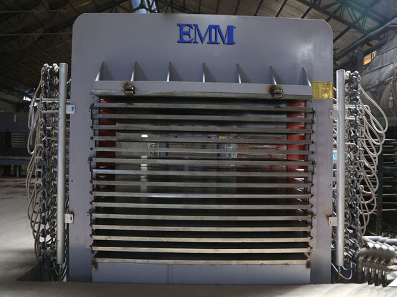 බහු ස්ථරයේ උණුසුම් මුද්රක ලැමිනේටර් යන්ත්රය